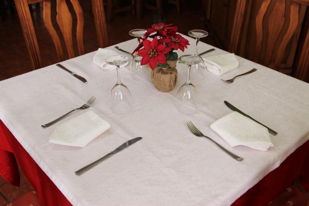 Hostal La Zamora Carcabuey المظهر الخارجي الصورة